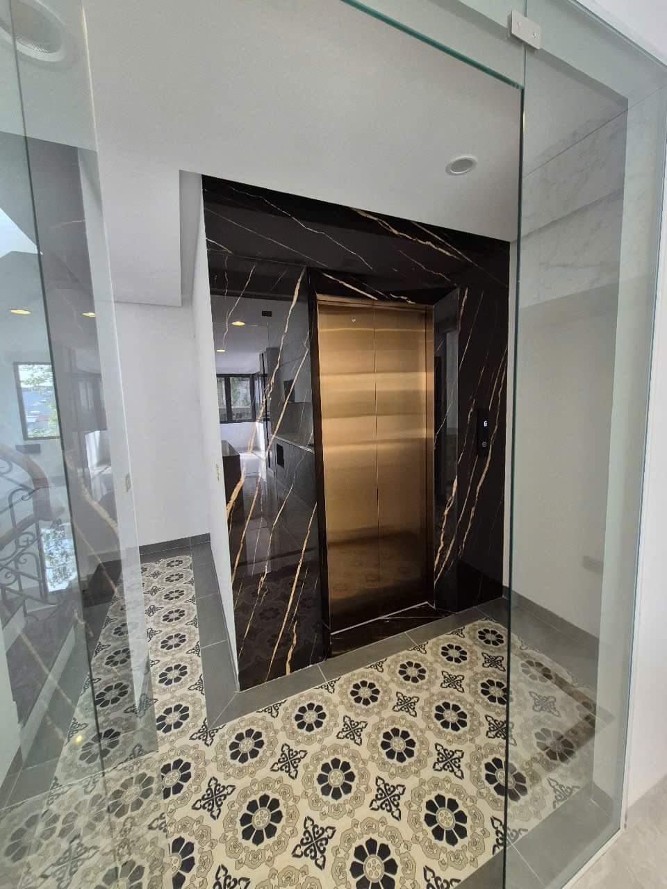 Mình cho thuê nhà mới, hai mặt tiền, Thụy Khuê, 103m2x 4T vỉa hè 29 Tr - Ảnh chính